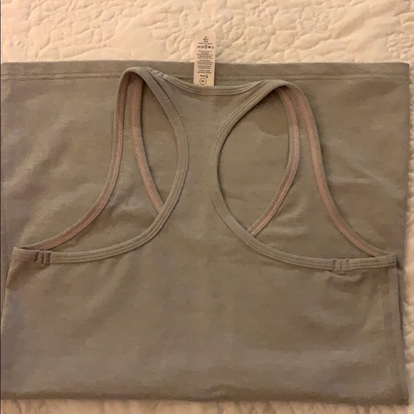 Ivivva Size 14 in color gray - Picture 2 of 4